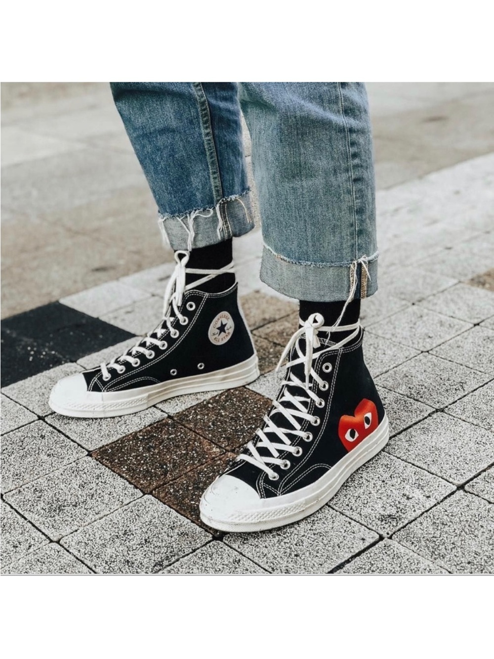 Comme Des Garcons PLAY
x Converse Unisex Chuck Taylor High Top Sneakers Size 10